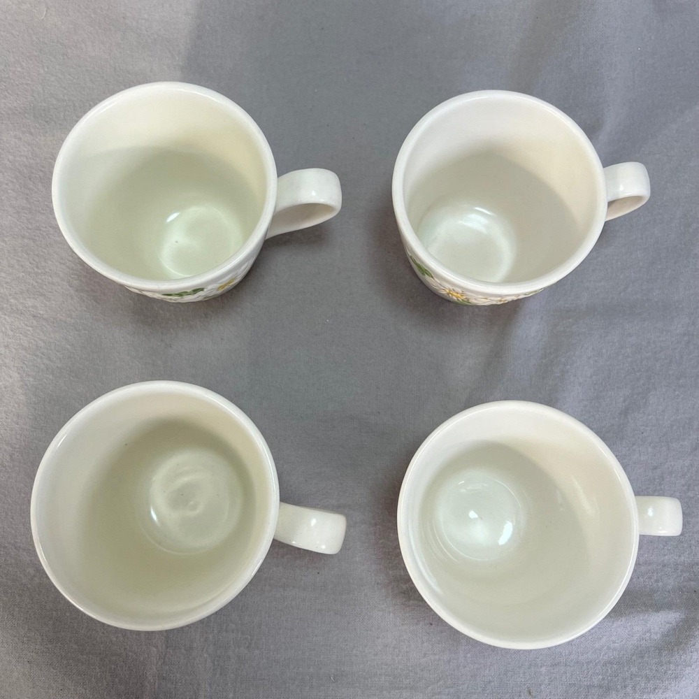 Metlox Poppy Trail Sculptured Daisy Tea Cup and Saucer Set of 4 White Floral - Picture 9 of 13